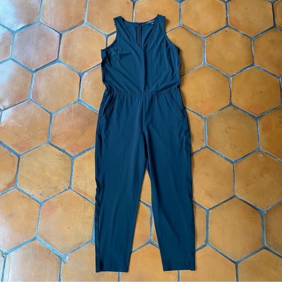 Athleta Pants - Athleta Brooklyn Heights Women Size 14 V Neck Stretch Jumpsuit Black Lightweight